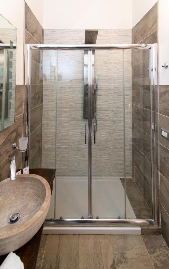 Exa Rooms - Prati Rzym Zewnętrze zdjęcie
